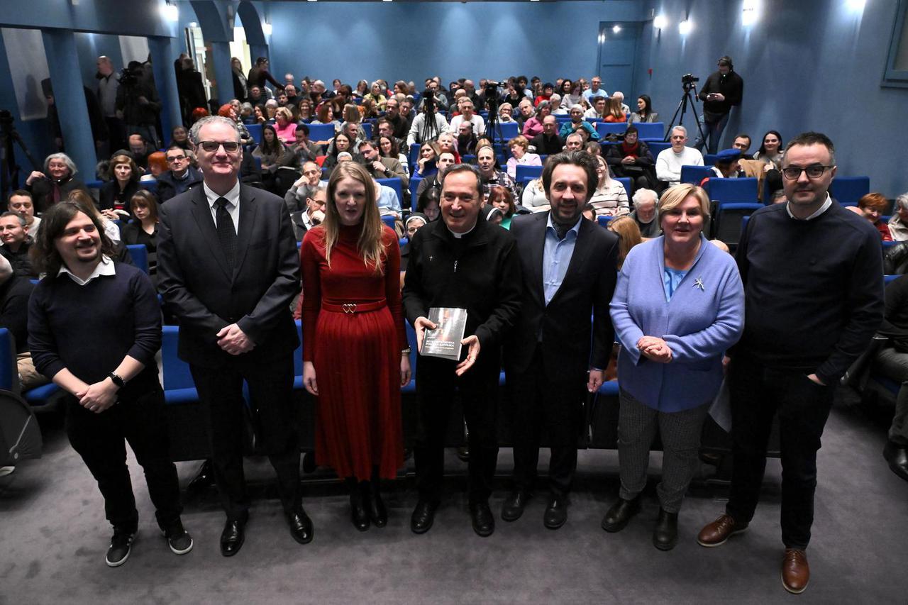 Zagreb: Predstavljanje nove knjige svećenika profesora moralne teologije iz Splita Josipa Mužića