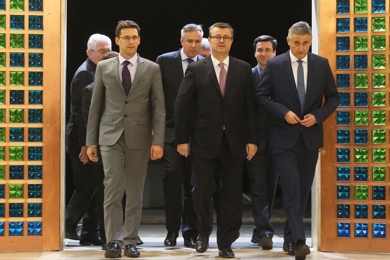 konzultacije, Orešković, Petrov, Karamarko