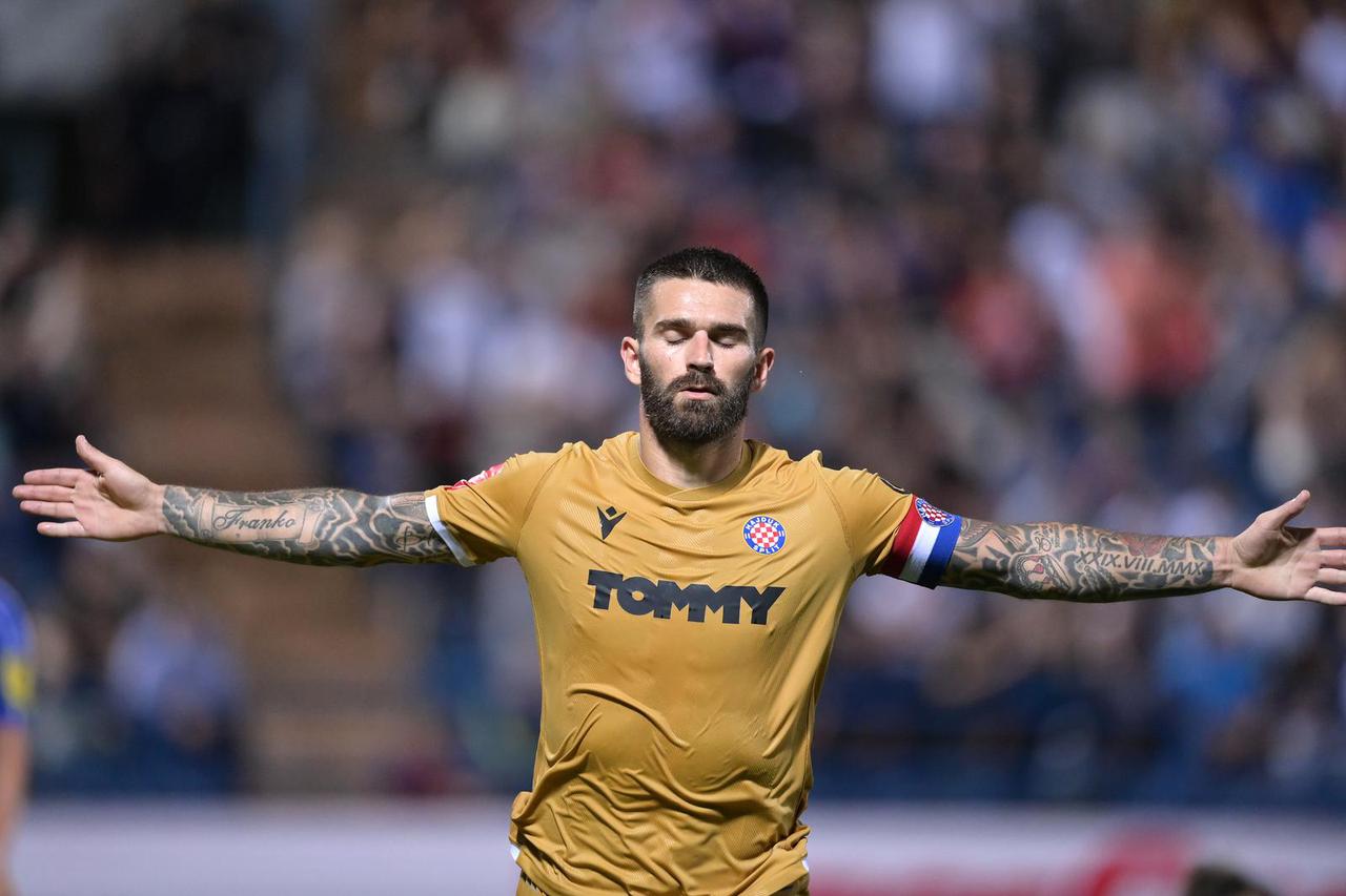 U 3. kolu SuperSport Hrvatske nogometne lige susreli se Varaždin i Hajduk