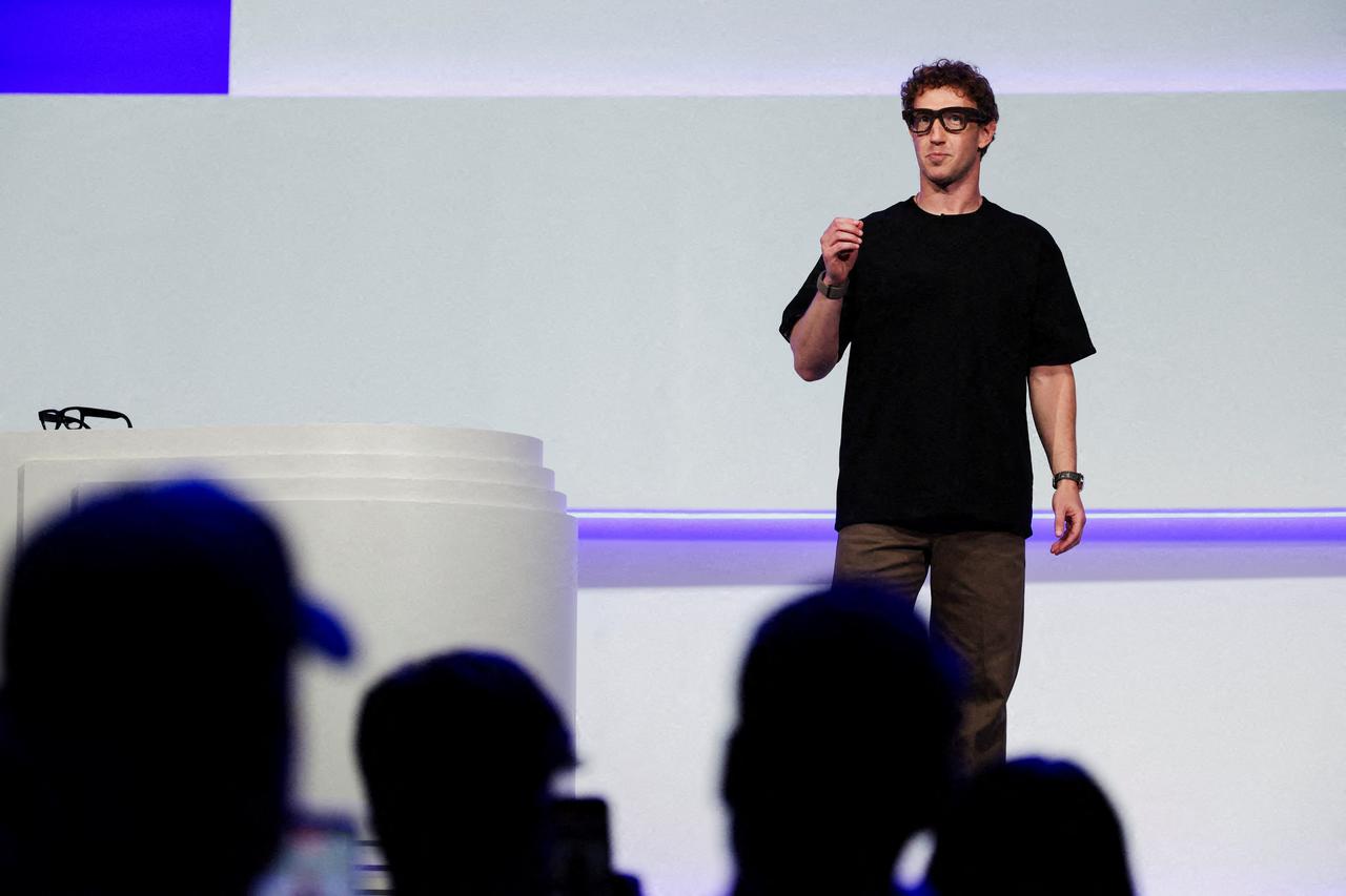 FILE PHOTO: Meta CEO Mark Zuckerberg delivers a speech during the Meta Connect event in Menlo Park