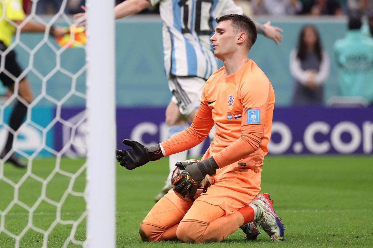 KATAR 2022 - Argentina vodi! Livakovi? je skrivio penal, Messi zabio