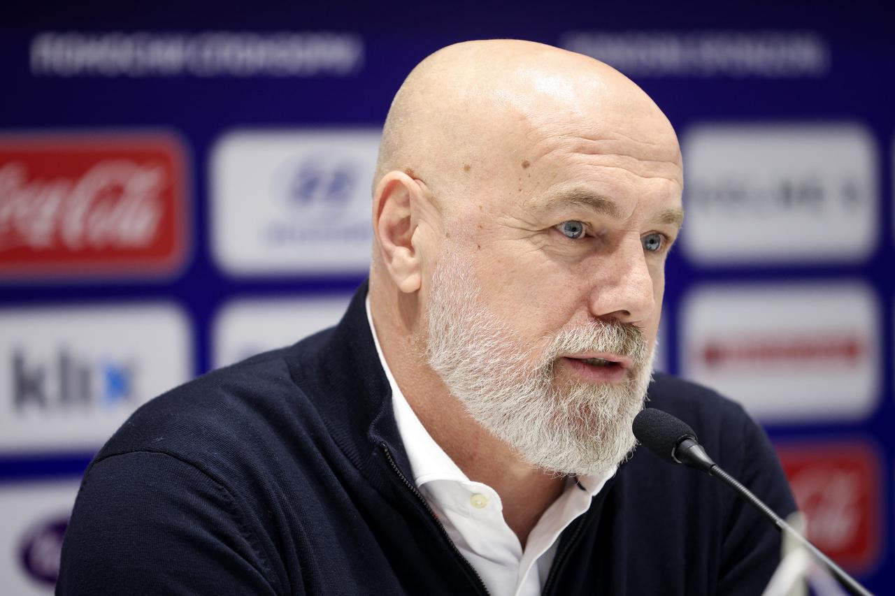 Sarajevo: Predstavljeni novi izbornik i sportski direktor nogometne reprezentacije BiH