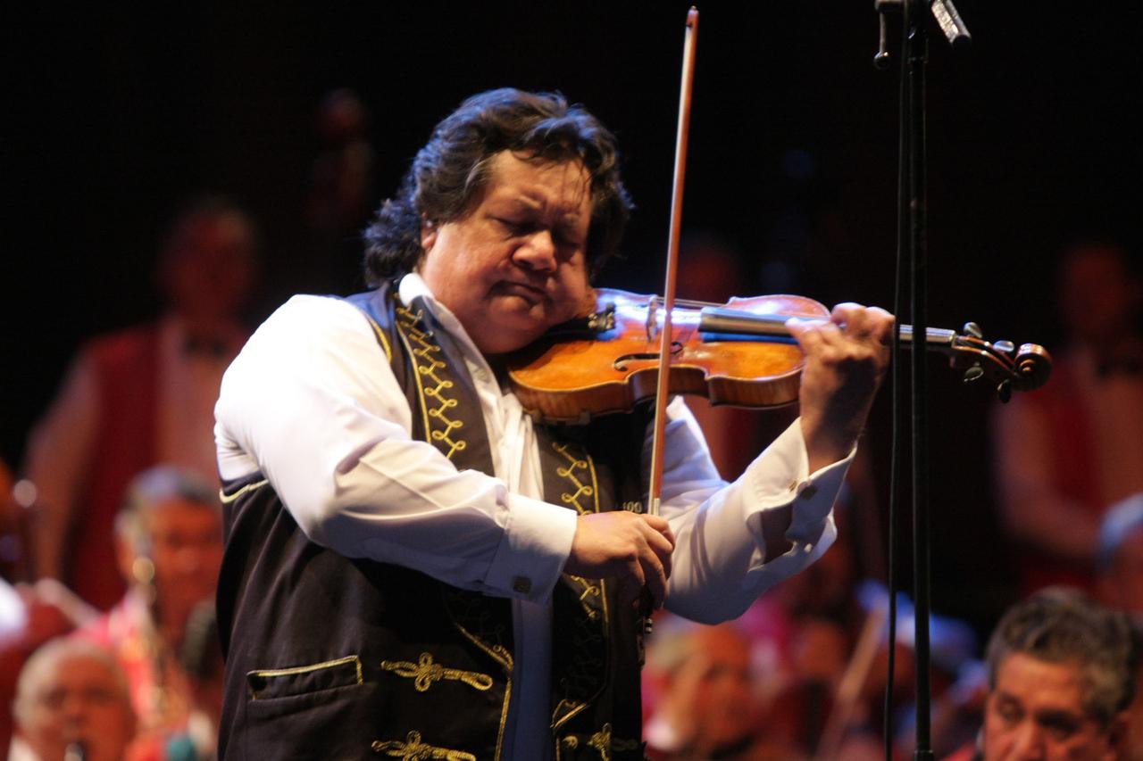 Zadar: U dvorani Višnjik nastupili Budapest Gipsy Symphony Orchestra