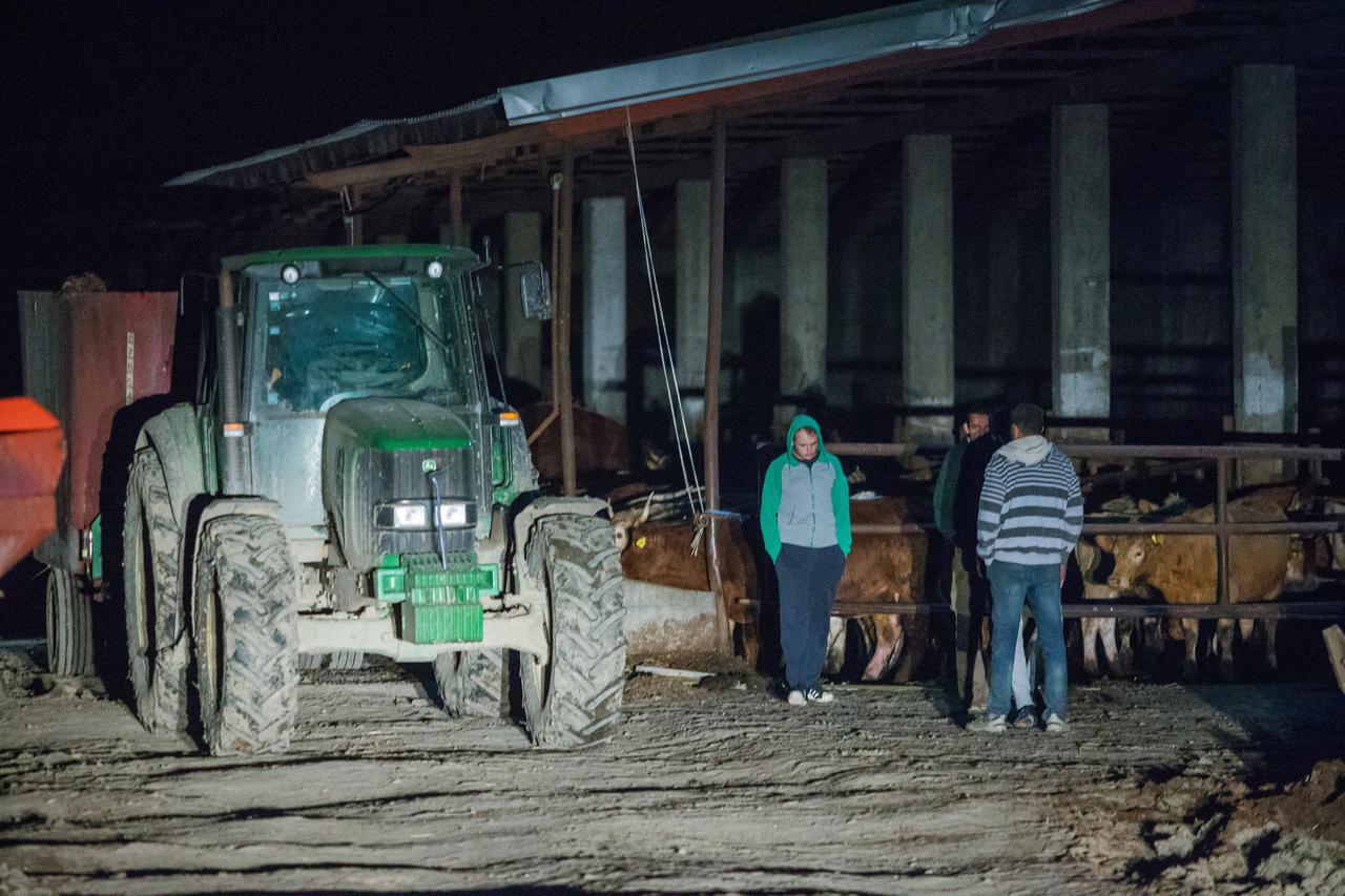 Đurđanci: U dvorištu kuće urušio se silos i ubio dva muškarca