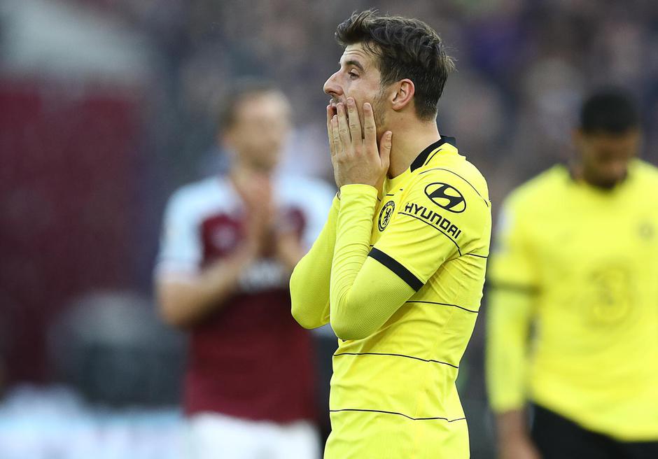 West Ham United v Chelsea - Premier League - London Stadium