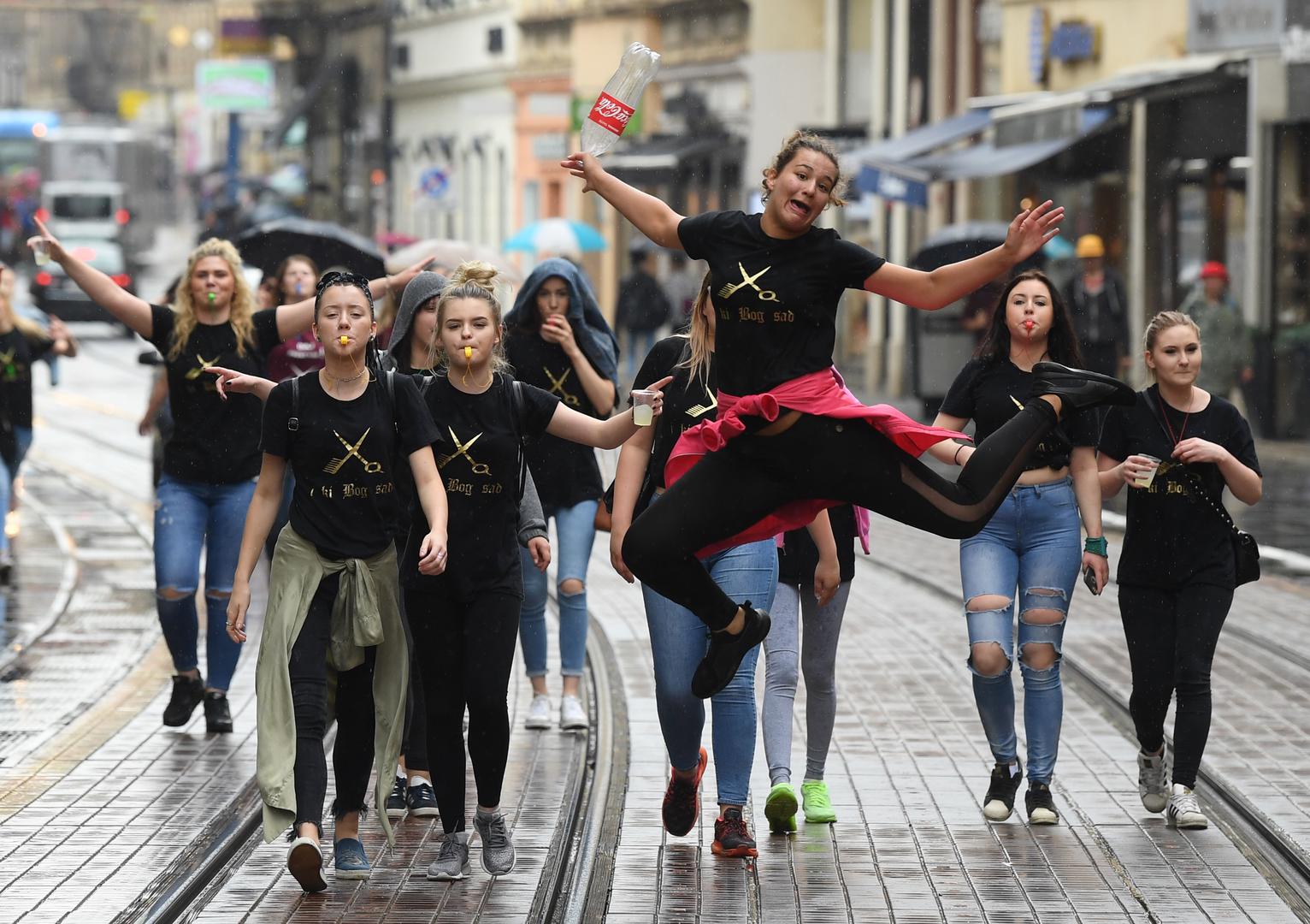 U Zagrebu je okupljanje započelo na Trgu Bana Jelačića, a kolona je u 12 sati krenula prema Bundeku gdje će se održati cjelodnevni zabavni program.