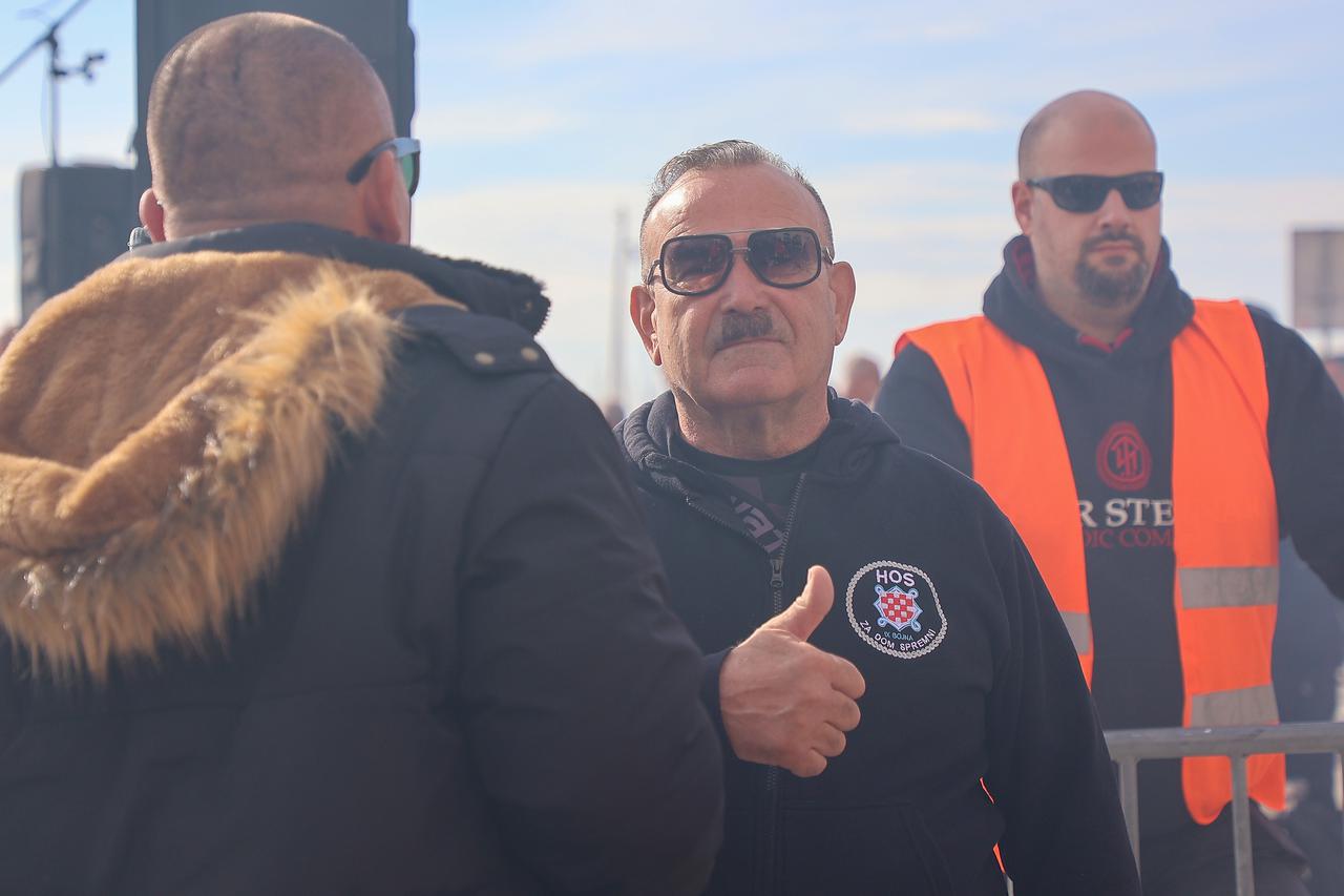Split: Torcida na Rivi održala prosvjed