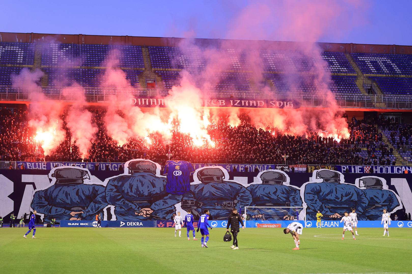 Pozive navijačima na sjever Maksimira slali su kako bi se napravio spektakularan prizor kojeg se nema prilike često vidjeti na hrvatskim stadionima. Fotografije govore dovoljno