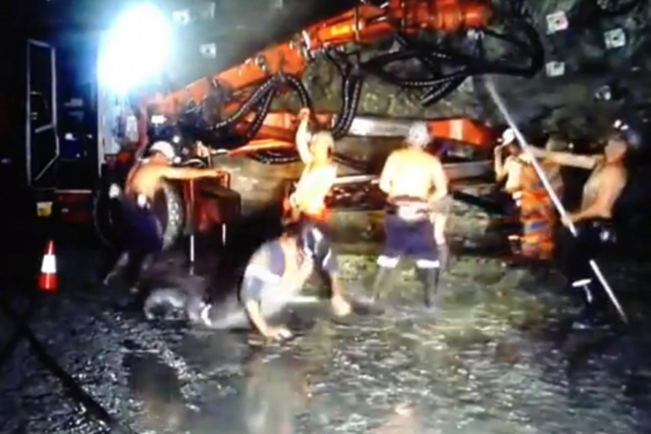 harlem shake u rudniku (1)