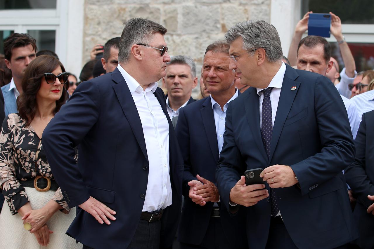 Zoran Milanović i Andrej Plenković srdačno se rukovali na 208. SInjskoj alci