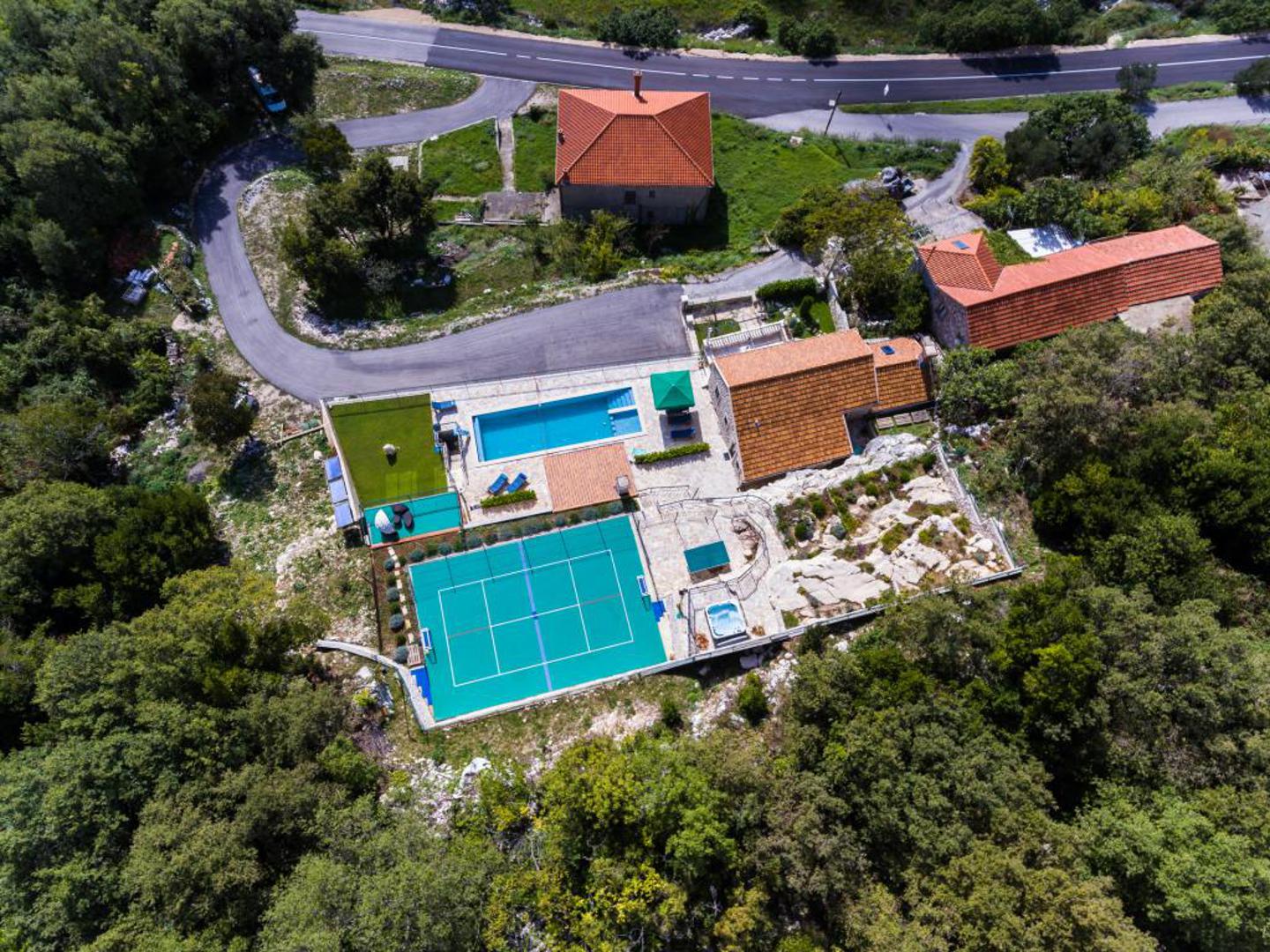 Villa Falcon Rook Dubravka