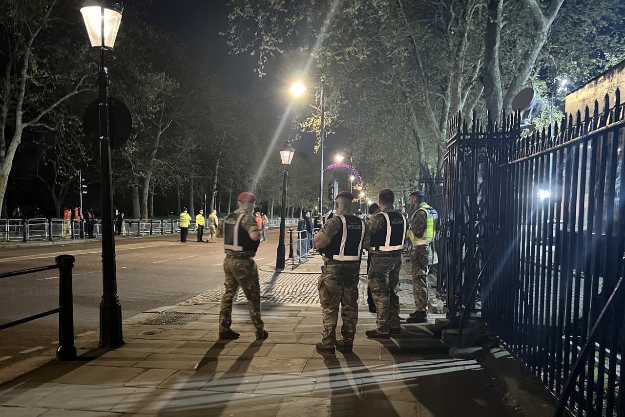 Eksplozija ispred Buckinghamske pala?e, jedna osoba uhi?ena