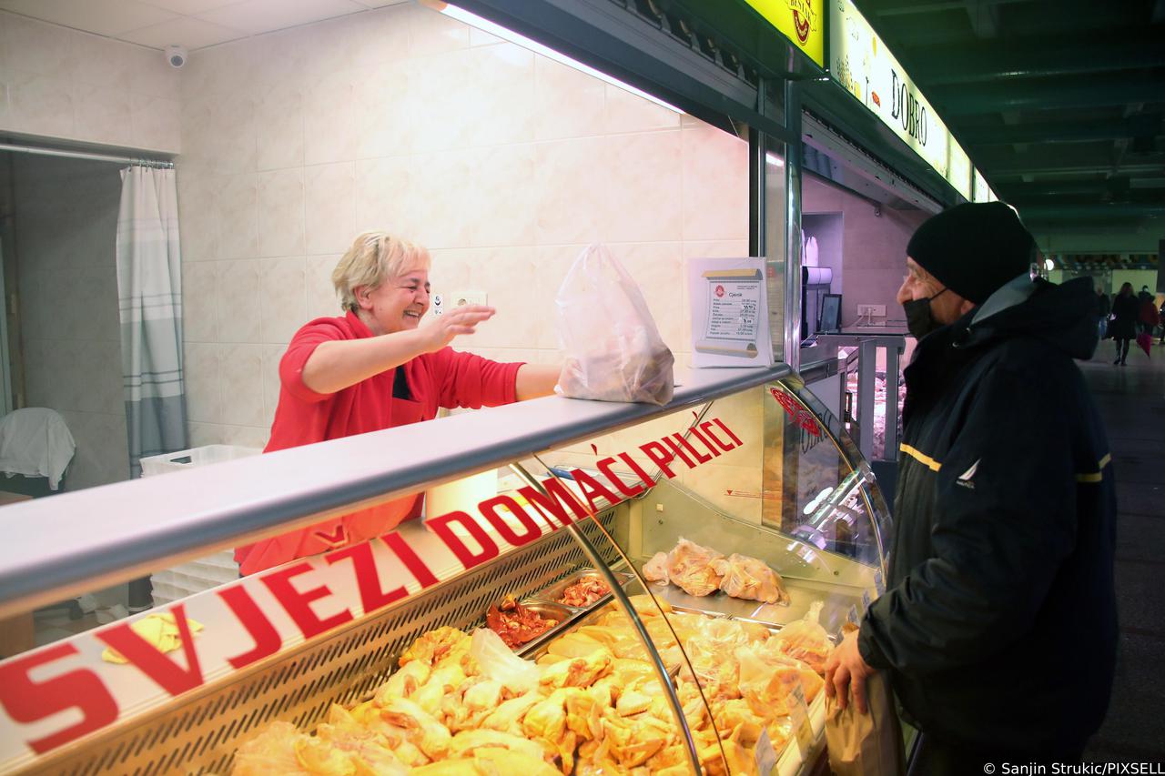 Zagreb: Ponuda na tržnici Dolac
