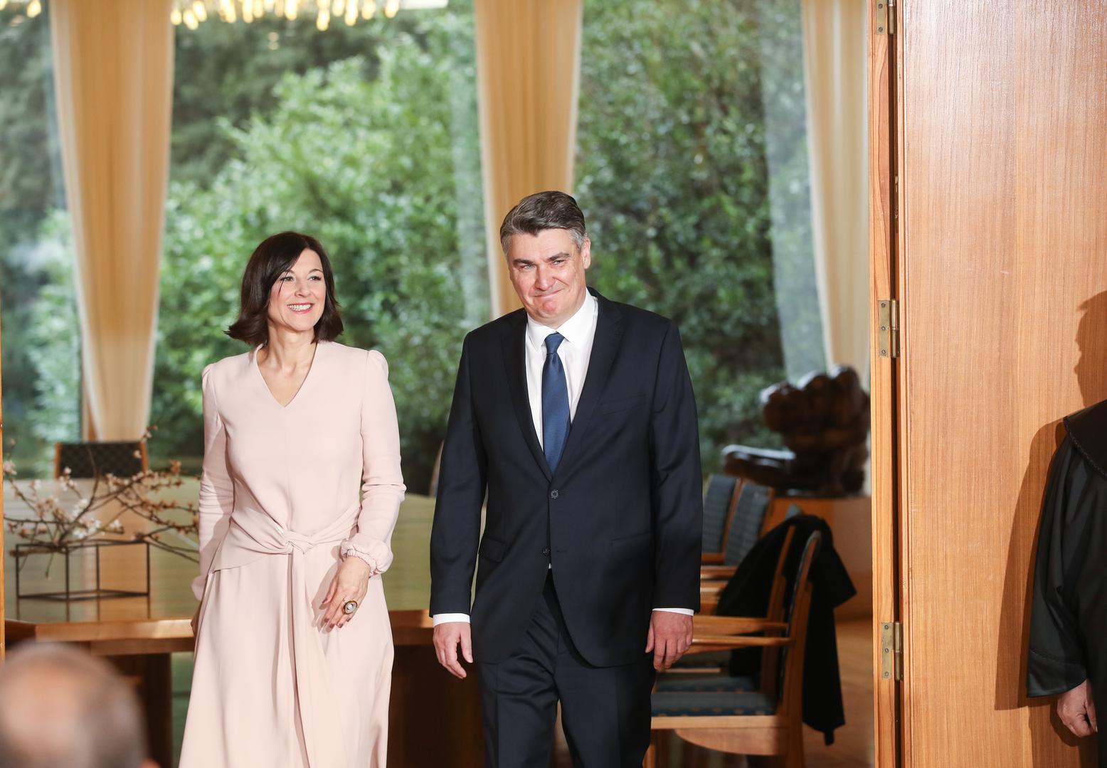 Predsjednik Republike Hrvatske Zoran Milanović danas slavi 60. rođendan, a tim smo se povodom odlučili prisjetiti njegove ljubavne priče s prvom damom, liječnicom Sanjom Musić Milanović.