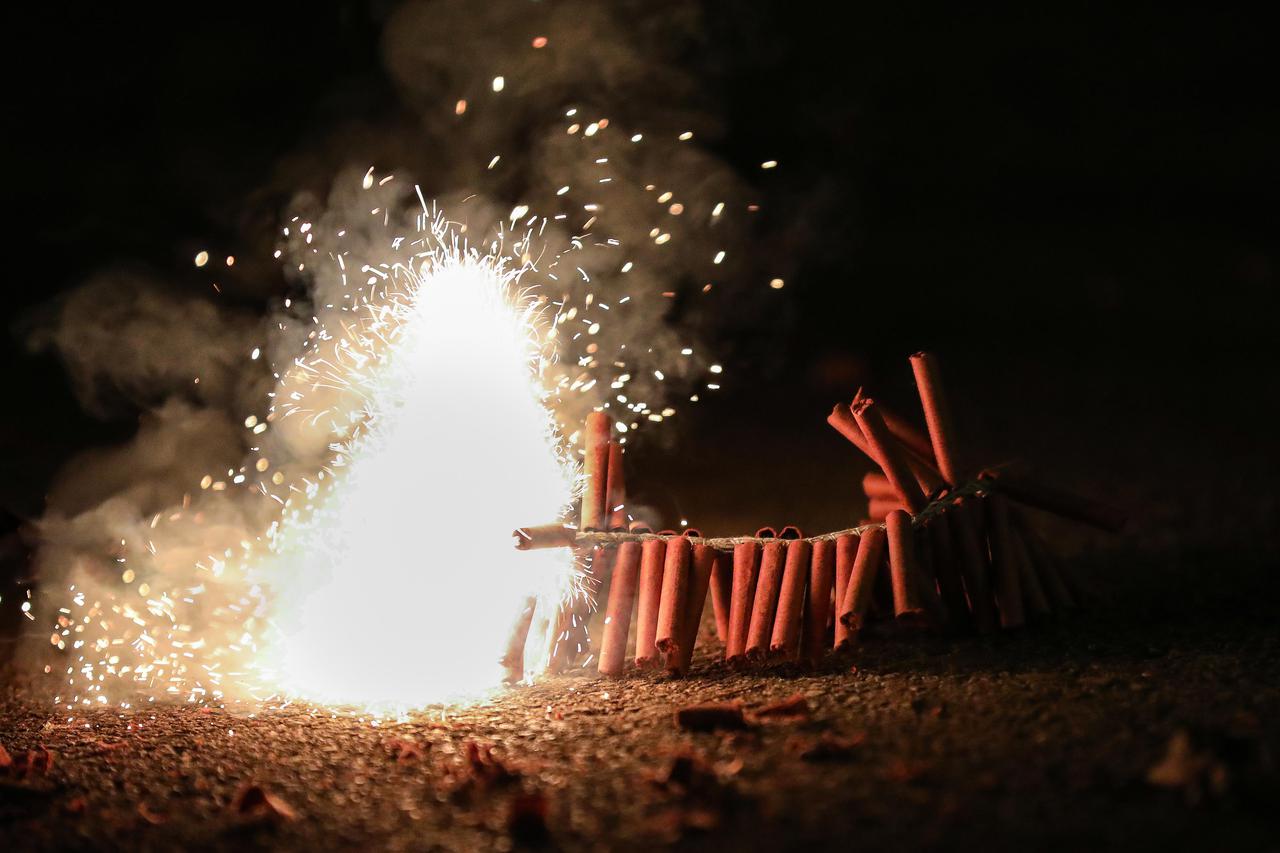 Prodaja pirotehnike počela 15. prosinca