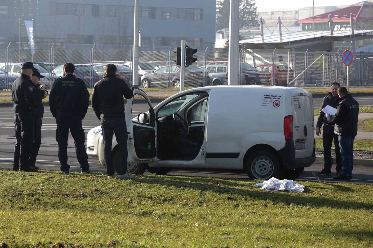 Oružana pljačka zaštitarskog vozila koje je prevozilo novac