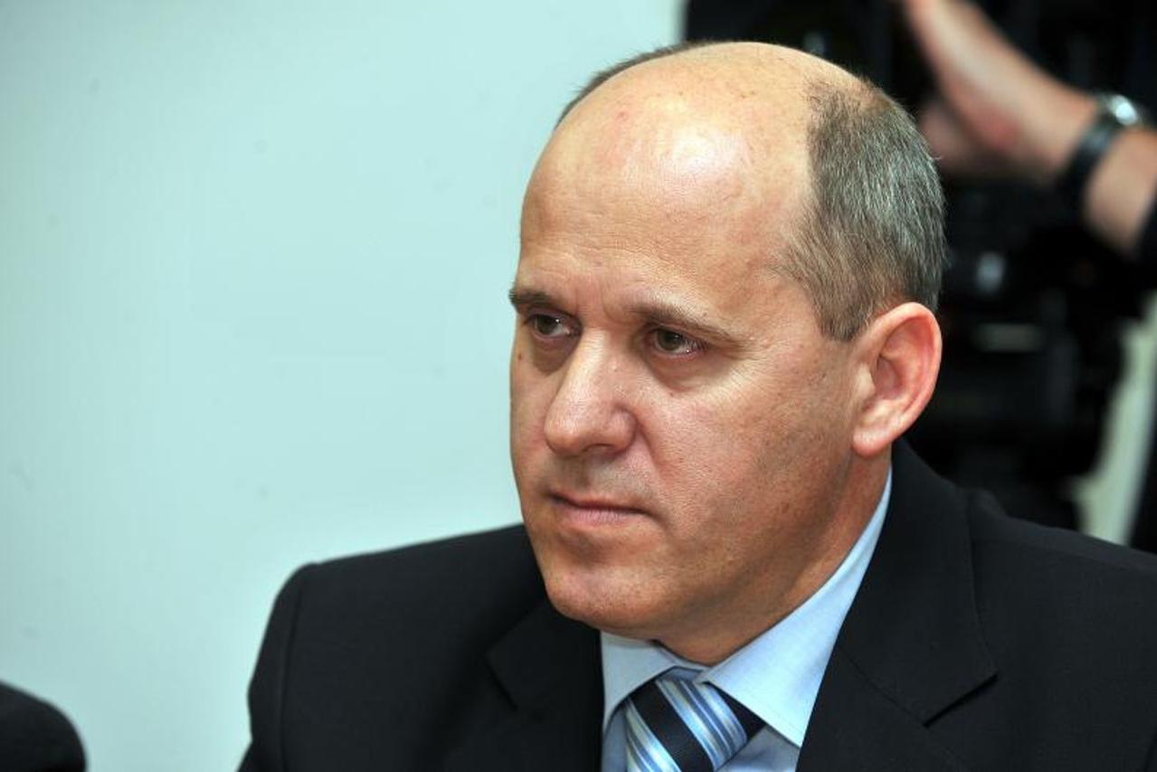 '05.03.2010., Zagreb - Trg Zrtava fasizma 4, HDZ. Okrugli stol o pravima zena. Glavni tajnik HDZ-a Branko Bacic.  Photo: Goran Stanzl/PIXSELL'