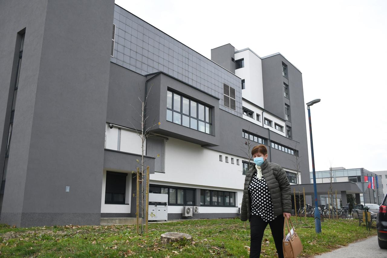 U Općoj bolnici  u Koprivnici ponovno je obavezno nošenje zaštitnih maski