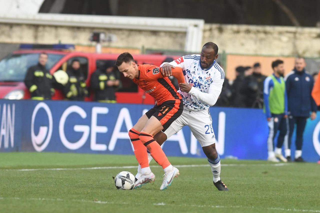 Šibenik: HNK Šibenik u sudačkoj nadoknadi zabio gol i pobjedio GNK Dinamo u polufinalu Hrvatskog nogometnog kupa