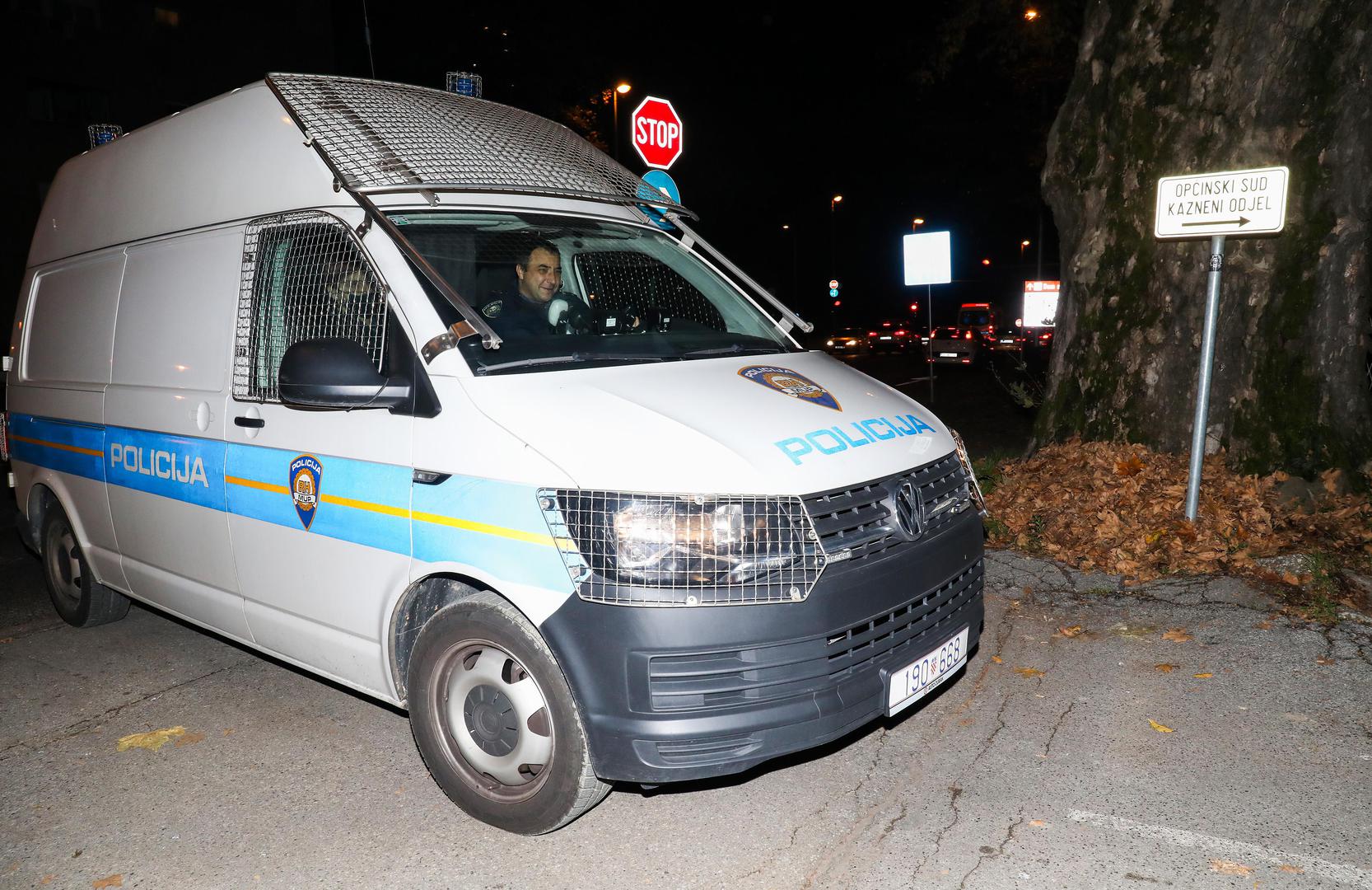 10.11.2021., Zagreb - Policija dovodi bivsu ministricu Gabrijelu Zalac na Opcinski kazneni sud u Ilici.