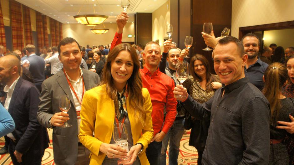 VINOcom