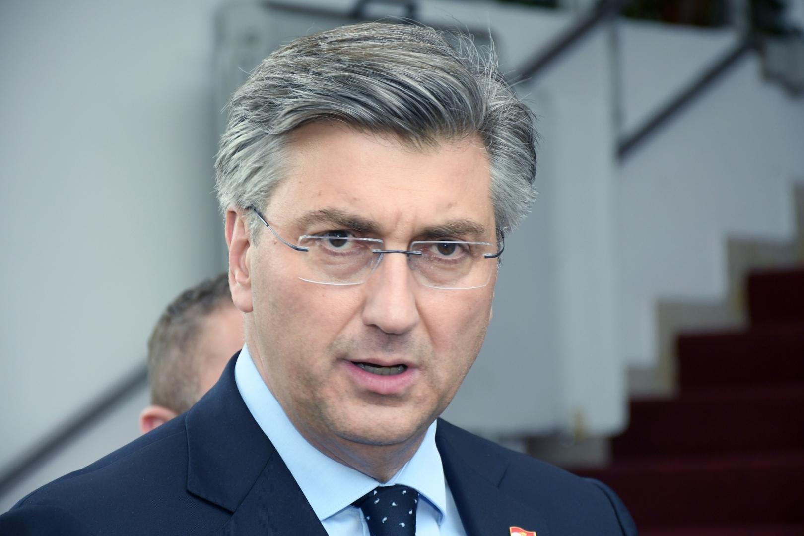 03.06.2020., Sisak - Predsjednik Vlade i HDZ-a Andrej Plenkovic sudjelovao je na sjednici Zupanijskog odbora HDZ-a Sisacko-moslavacke zupanije.
Photo: Nikola Cutuk/PIXSELL