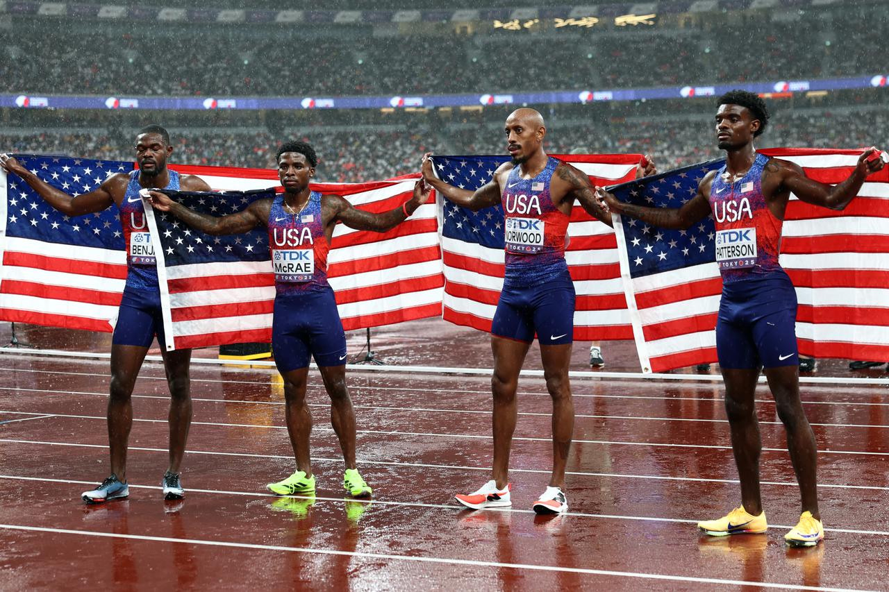 Men's 4 x 400m Relay Final