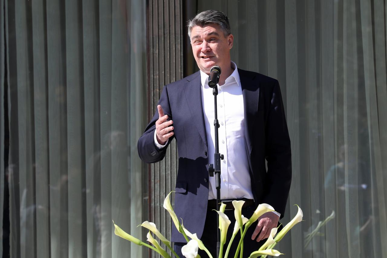 Zagreb: Predsjednik Milanović u društvu supruge Sanje na otvorenju izložbe na Pantovčaku