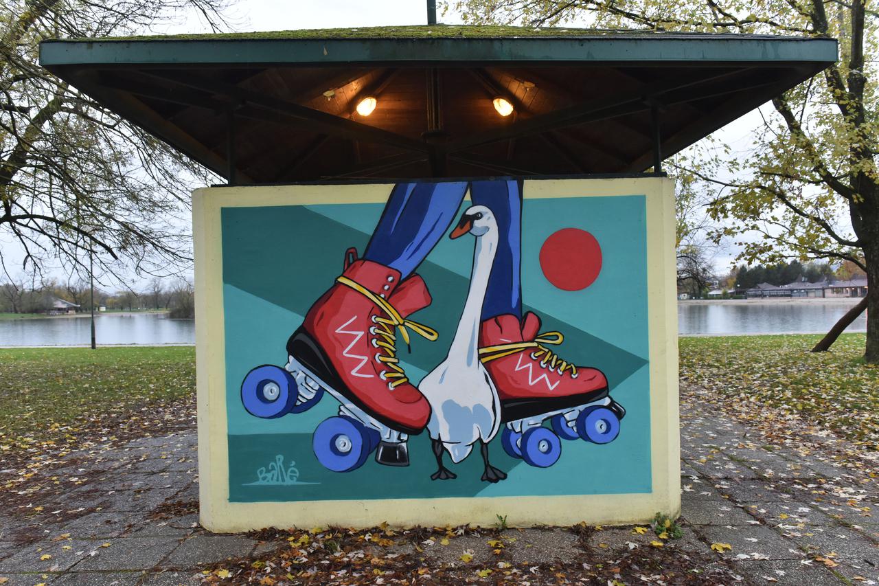 Zagreb: Novi murali na kućicama uz jezero Jarun