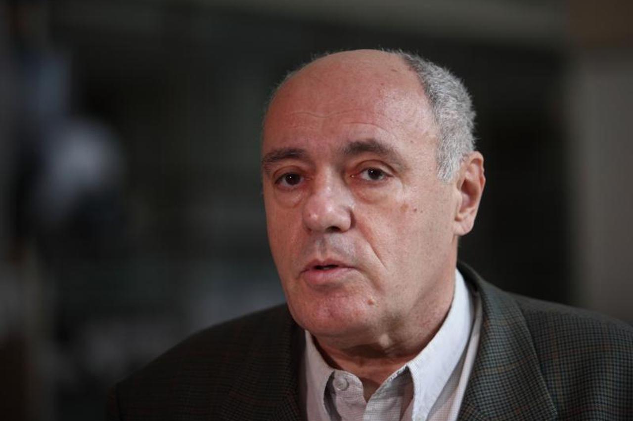 '30.11.2009., Zagreb - Studenti Filozofskog fakulteta odrzali su konferenciju za medije povodom blokade fakulteta kojom nastoje izboriti besplatno skolovanje za sve. Zarko Puhovski.  Photo: Davor Pukl