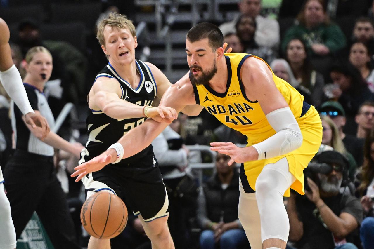 NBA: Indiana Pacers at Milwaukee Bucks