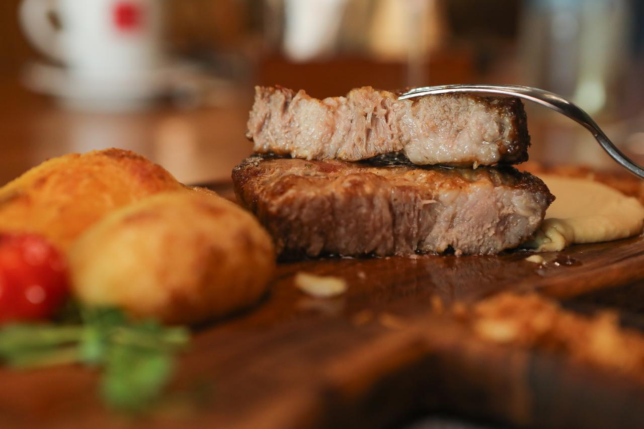 Osijek: Restoran Crna svinja