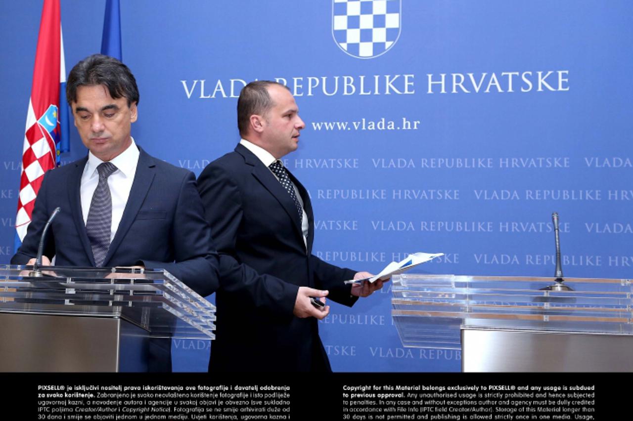 '30.07.2013., Zagreb - U Banski dvorima odrzana je konferencija za medije na kojoj je potpredsjednik Vlade i ministar Branko Grcic predstavio rezultate rada Koordinacije za gospodarstvo i investicije 