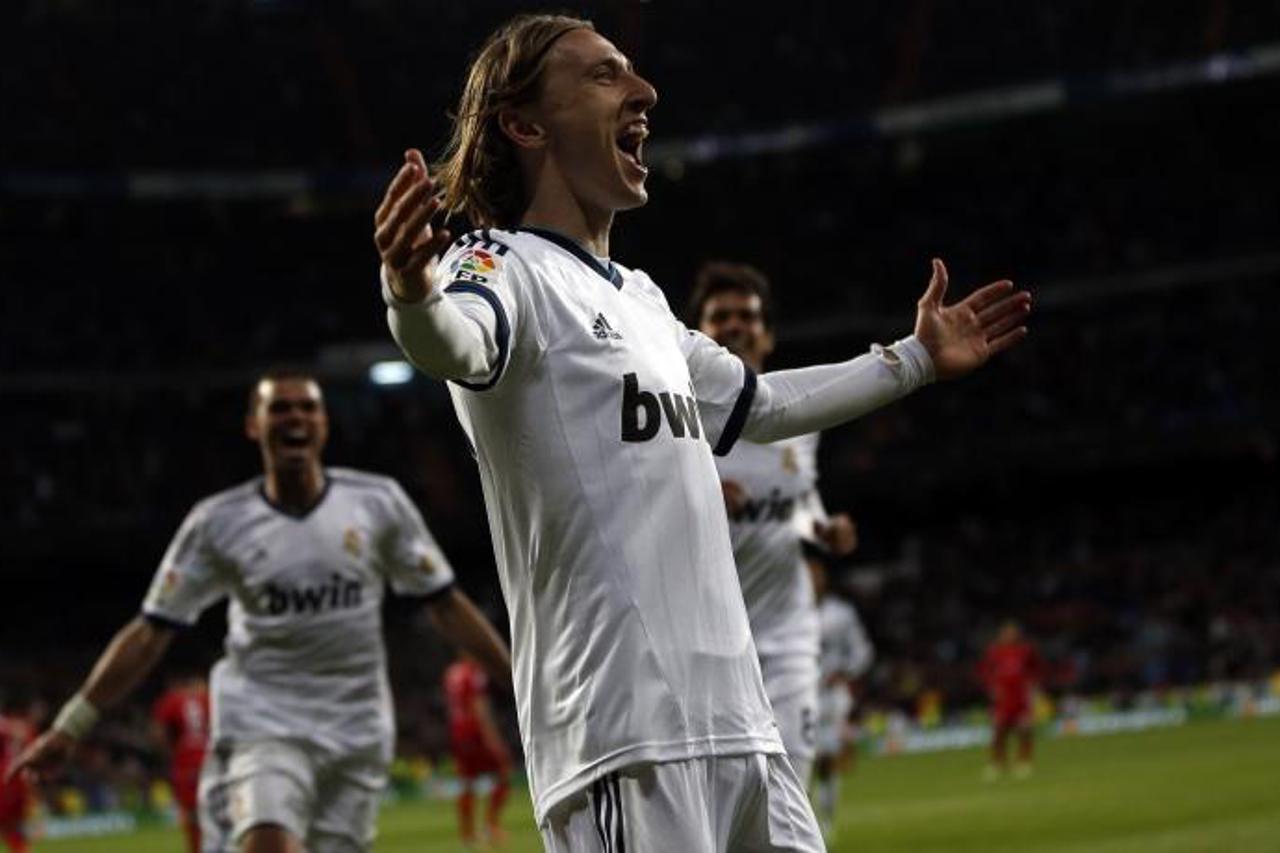 Luka Modrić (1)