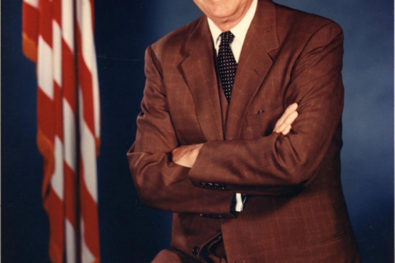 'Eisenhower_nnn_unu_040611'