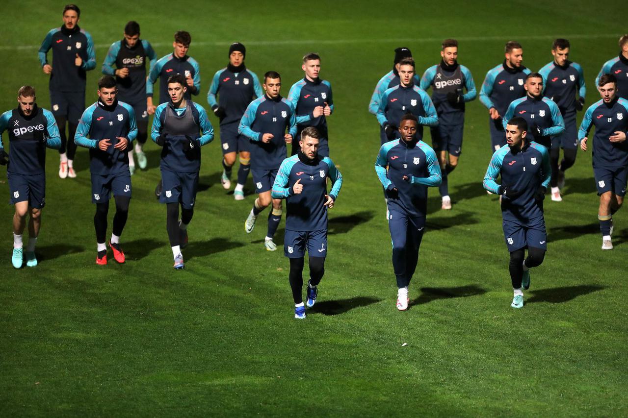 Prvi trening nogometaša HNK Rijeke u 2024.