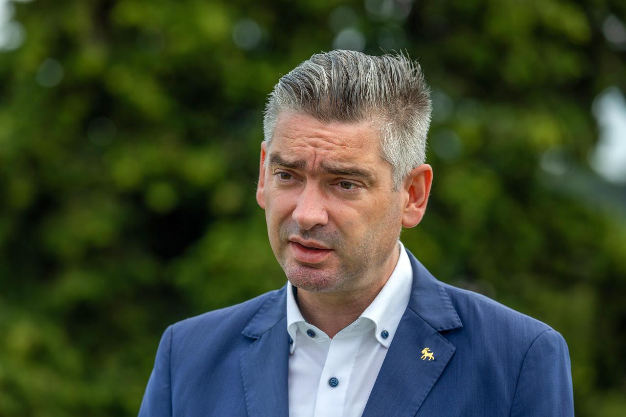 Pula: Na konferenciji IDS-a govorili Boris Miletić i Katarina Nemet
