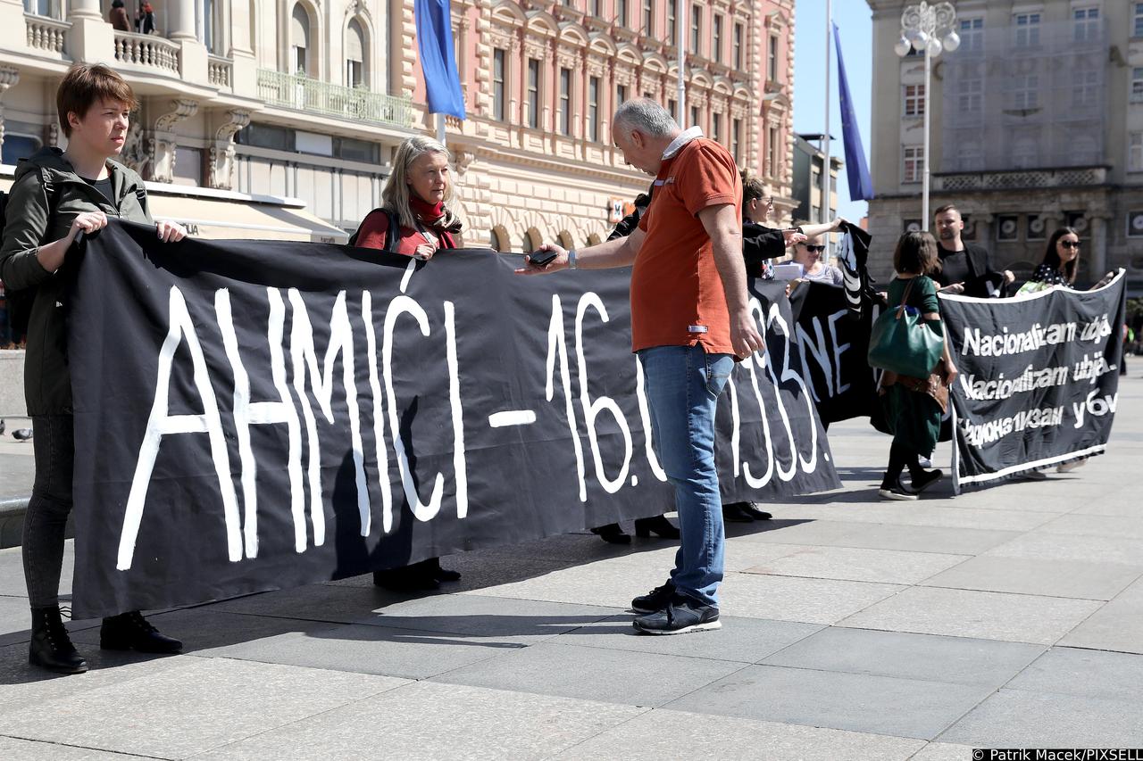 Zagreb: Prosvjed pod nazivom "Ne u naše ime" povodom 29 godina od zločina u Ahmićima