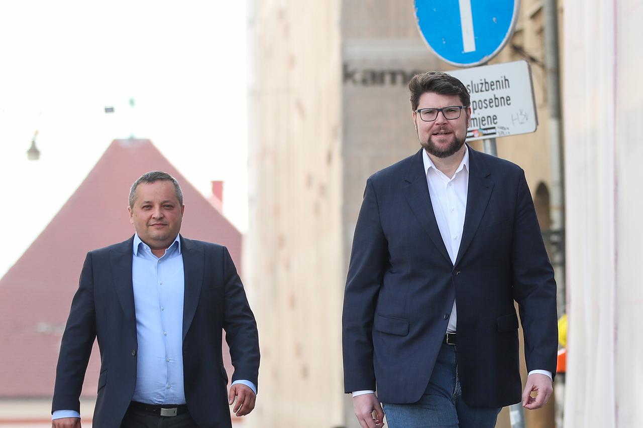 Zagreb: Peđa Grbin i Branko Kolarić na konferenciji o trećoj godišnjici potresa