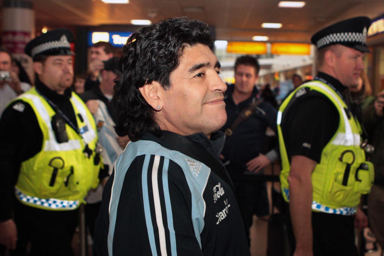 Soccer - Argentina Arrive at Glasgow Airport