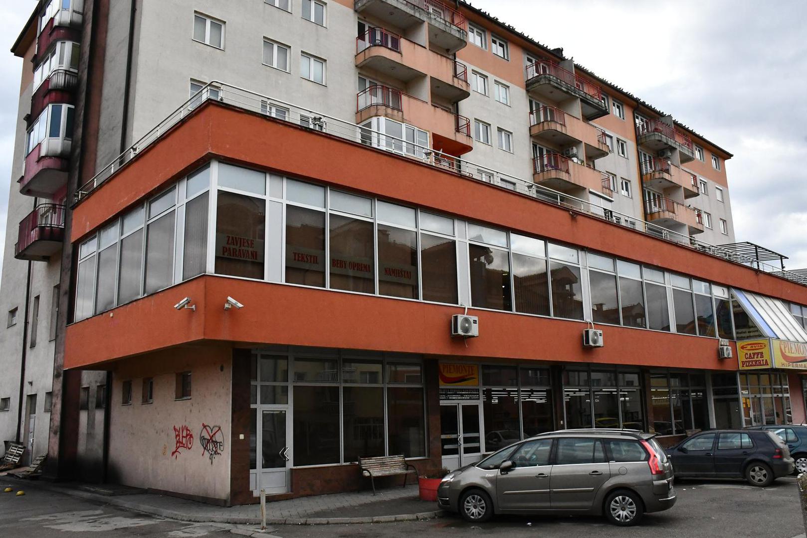 13.02.2025., Kalesija - Dvostruko ubojstvo u obiteljskom stanu u Kalesiji. Muskarac ubio suprugu (37) i sina (13). Photo: Ivica Galovic/PIXSELL