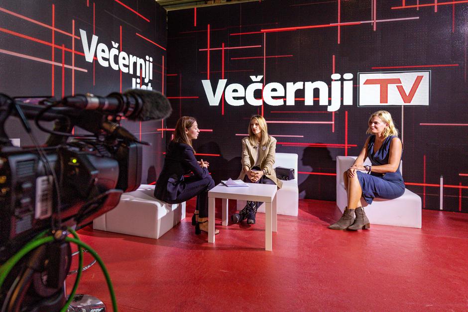 14. Weekend Media festival, redavanje Ane Šimunović na temu Konverzacijska agilnost