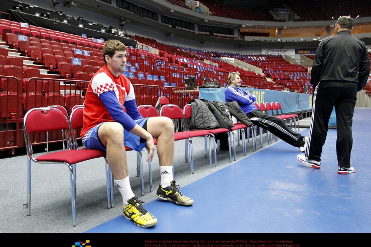 \'17.01.2011., Malmo, Svedska - Svjetsko prvenstvo u rukometu, trening hrvatske reprezentacije u dvorani Malmo Arena. Jakov Gojun. Photo: Antonio Bronic/PIXSELL\'