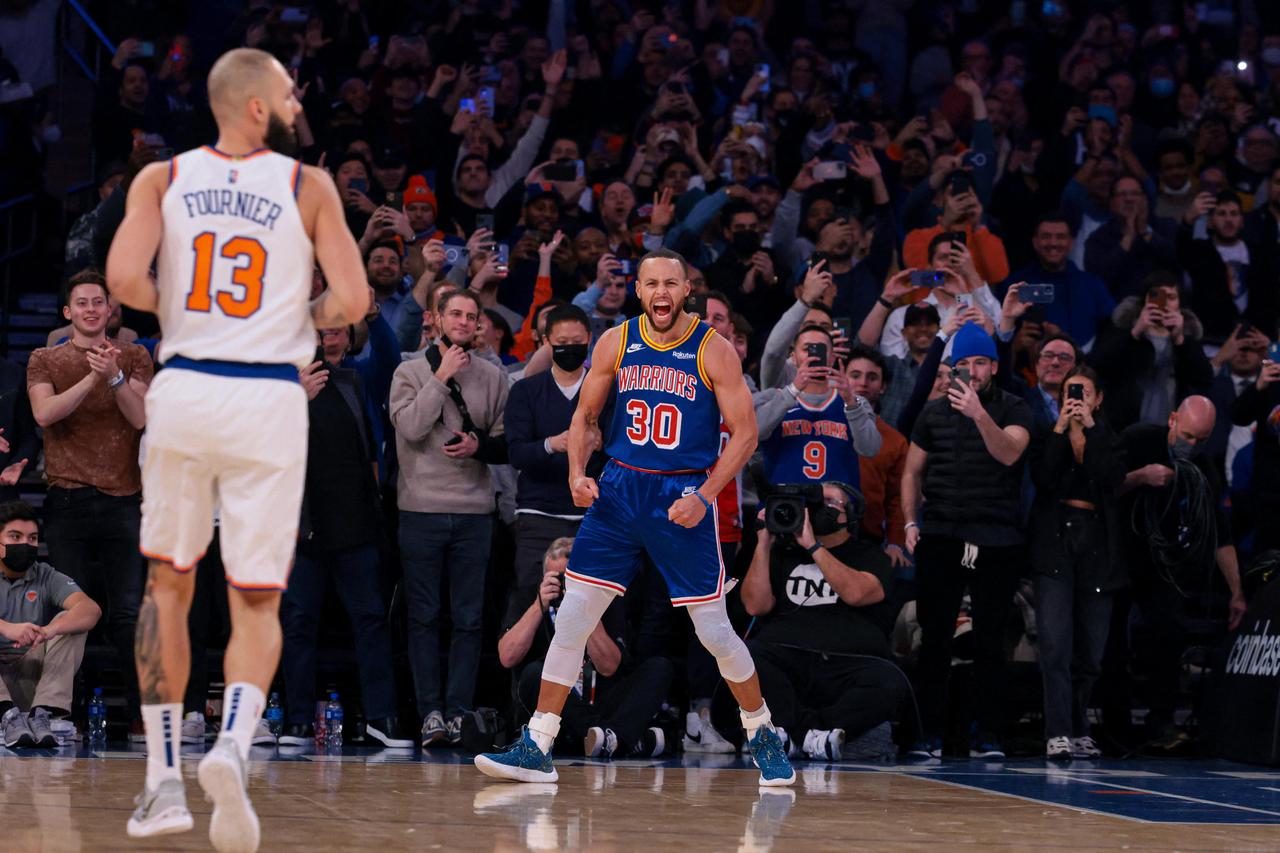 NBA: Golden State Warriors at New York Knicks