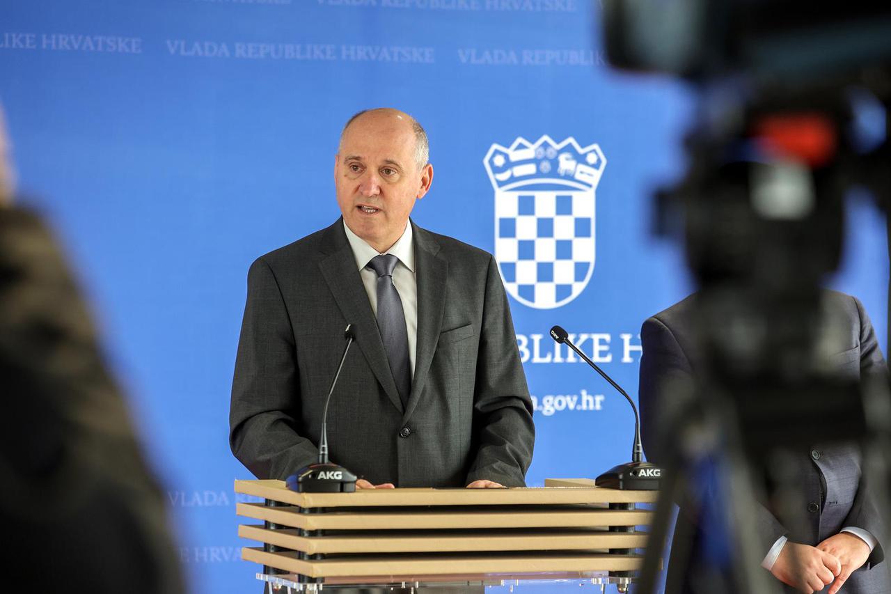 Bačić i Butković dali izjave nakon sjednice Vlade