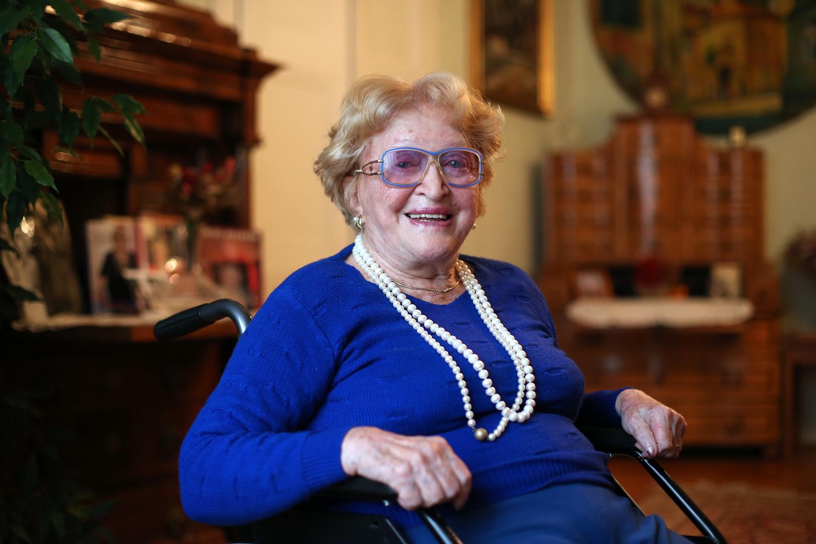 Kako bi spasila roditelje od deportacije u Jasenovac, riskirala je vlastiti život i koristila sve što je imala. Ta je odluka postala jedan od najsnažnijih i najkontroverznijih trenutaka njezina života.