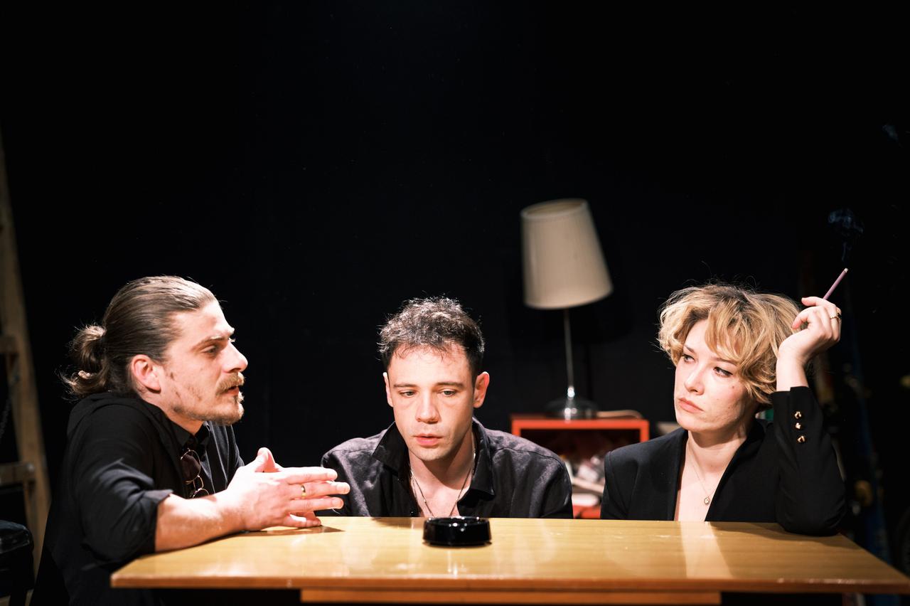 Mali ljudi malo lažu