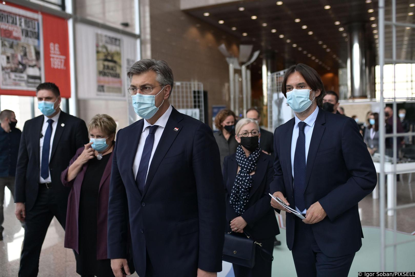 04.11.2021.,Zagreb - U Nacionalnoj i sveucilisnoj knjiznici otvorena je  izlozba "Sloboda se njegovim imenom zove", u povodu 30. obljetnice stradanja Vukovara. NSK izlozbu priredjuje u suradnji s Vecernjim listom, Gradskom knjiznicom Vukovar i udrugom za promicanje kulture povijesti Kliofest.