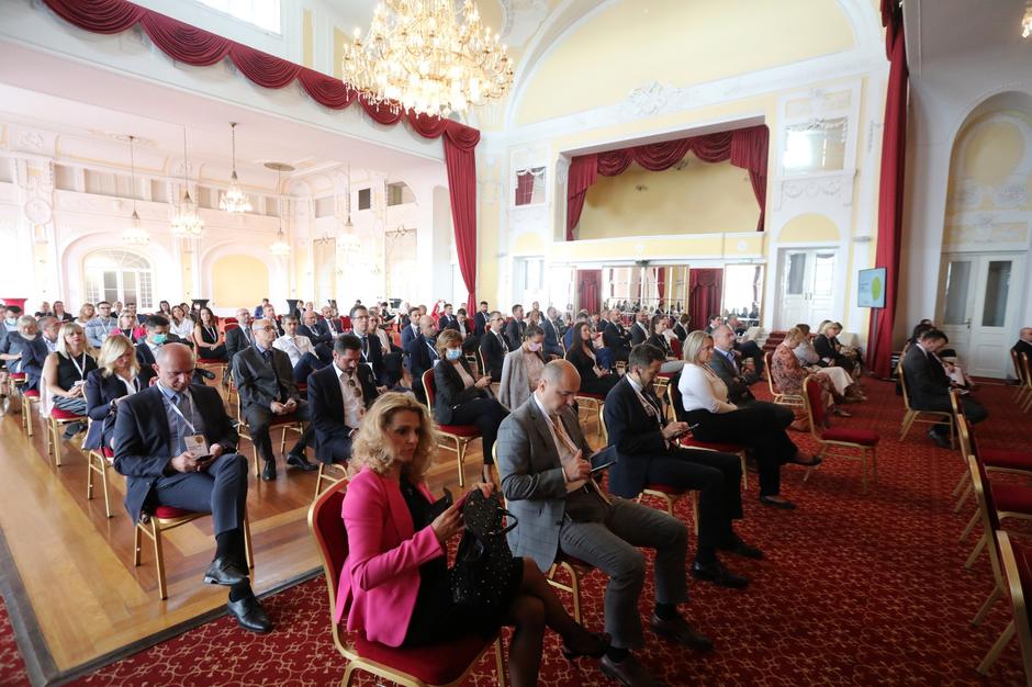 U Opatiji je počela 24. znanstveno- stručna konferencija Financijsko tržište