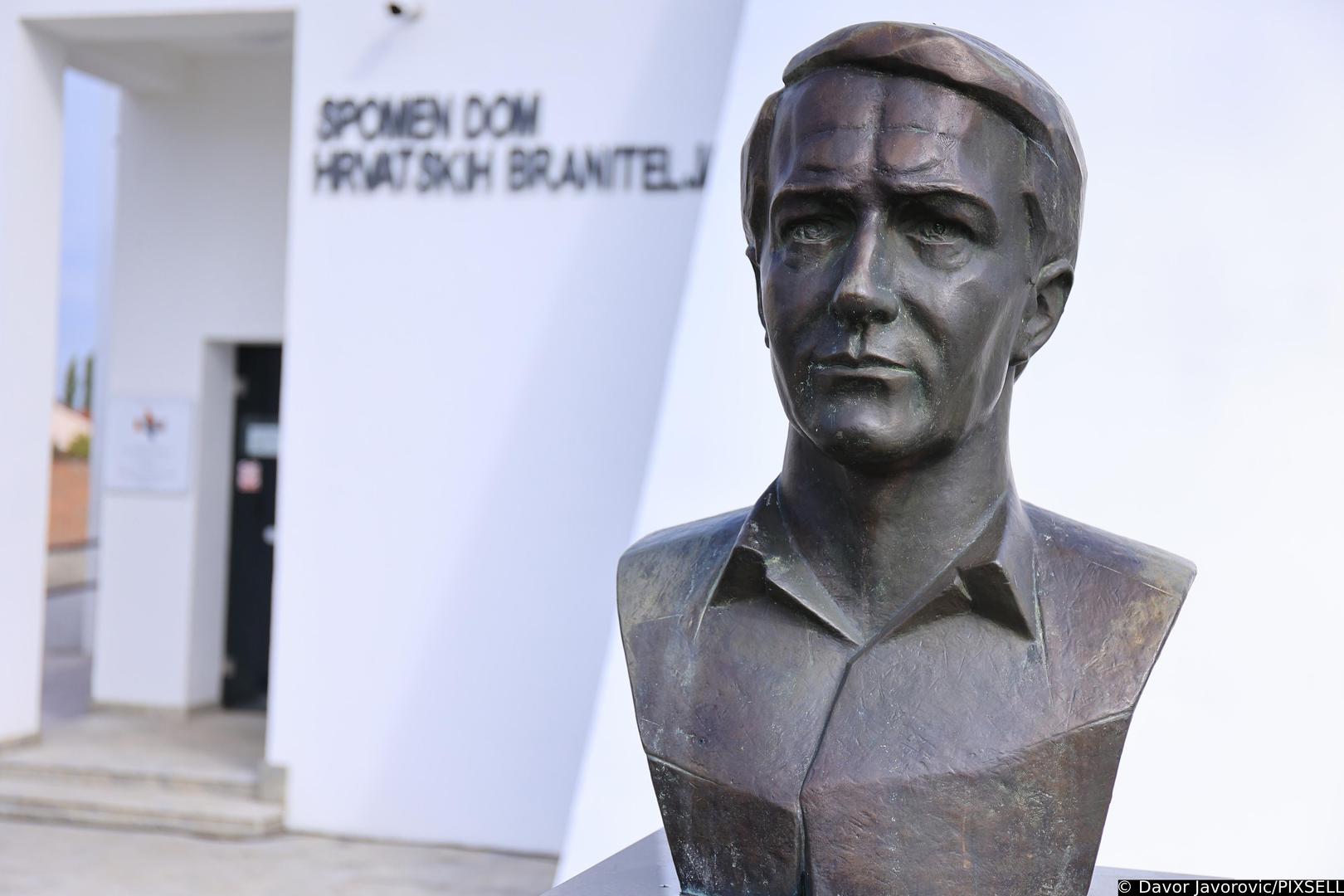 16.10.2021., Vukovar - Obiljezavanje 30. godisnjice tragicne pogibije general bojnika Blage Zadre, heroja Trpinjske ceste. Na Trpinjskoj cesti odrzao se prigodni program "Heroj Trpinjske ceste" nakon cega se krenulo u mimohod do mjesta pogibije general bojnika Blage Zadre.